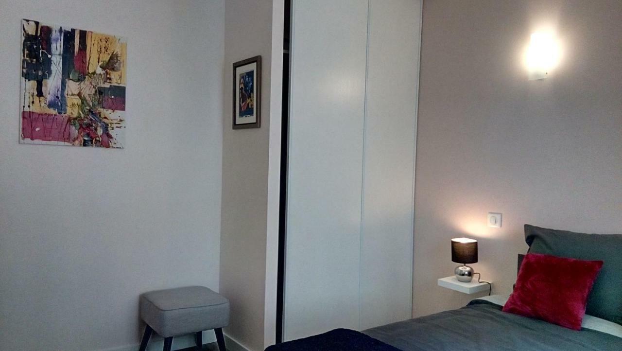 Les Chambres Hautes D'Anastasia Rodez Exteriör bild