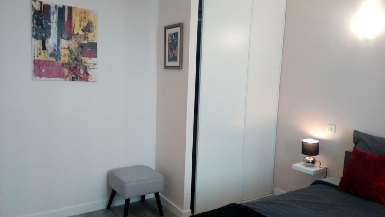 Les Chambres Hautes D'Anastasia Rodez Exteriör bild