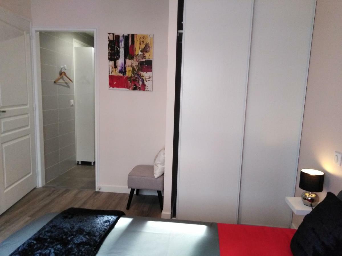 Les Chambres Hautes D'Anastasia Rodez Exteriör bild
